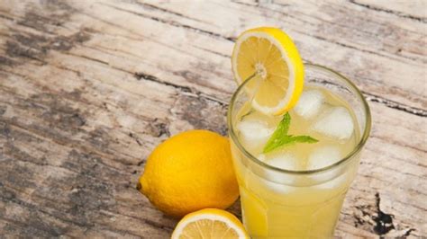 Vodkás Limonádé pohárban