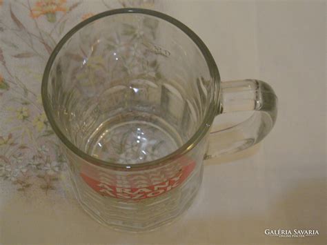 A Fekete Korsó sörös üveg