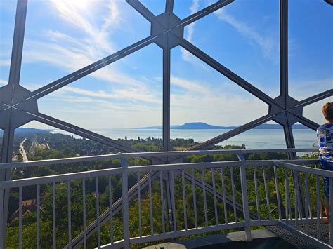Kilátás a balatonboglári Gömbkilátóból