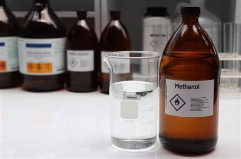 Metanol molekula