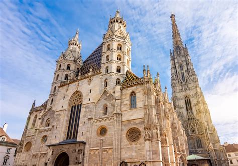 Bécs panorámája a Szent István-székesegyház tornyából