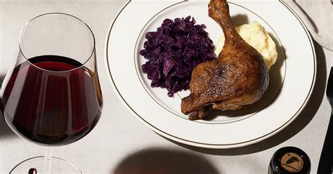 Libaételek és újborok az asztalon