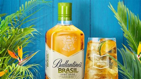 Ballantine's Brasil palack és lime szeletek
