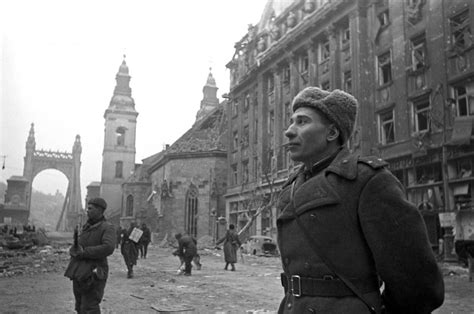 Szovjet katonák Magyarországon a II. világháború után