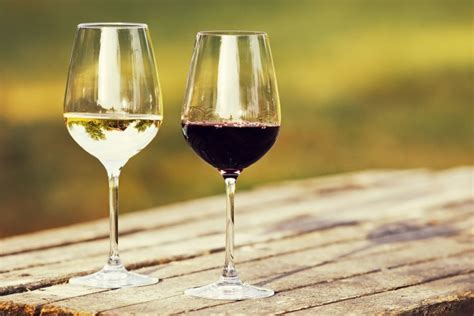 Egy pohár fehérbor