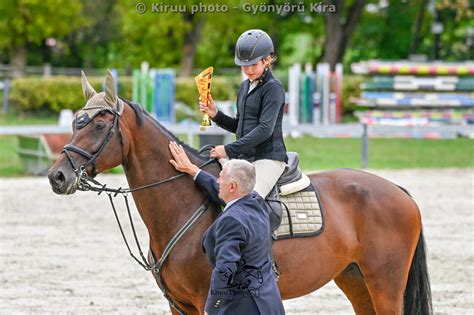 Lovasoktatás a Pannon Lovasakadémián