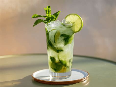 Mojito koktél pohárban