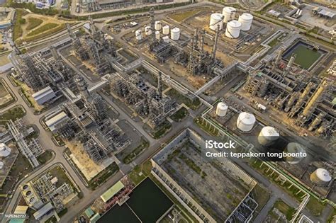 Finomító üzem kép