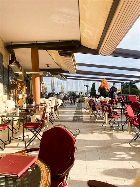 A Karolina Kávéház teraszáról nyíló kilátás