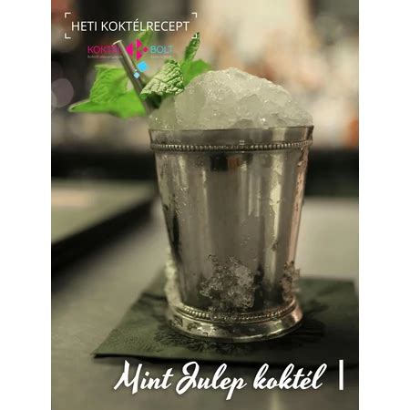 Mint Julep koktél jéggel és mentával