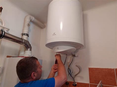 Hajdu bojler szerelő akcióban