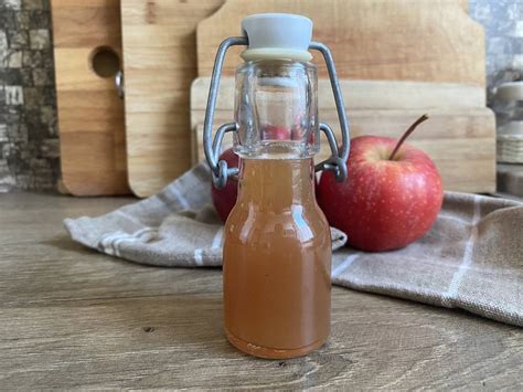 Almaecet üveg és alma