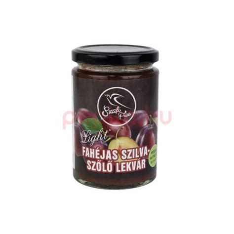 fahéjas szilva likőr pohárban