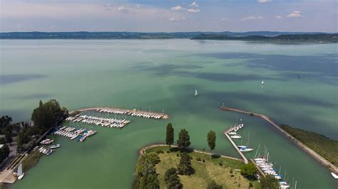 Balatonföldvári kikötő