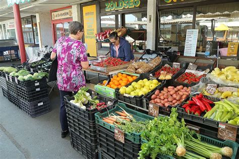 Ozorai lomis piac kínálata
