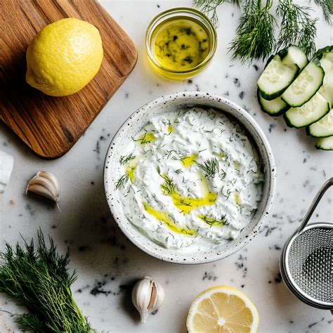 friss uborkák és tzatziki