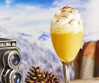 Tejszínhabos Bombardino pohárban