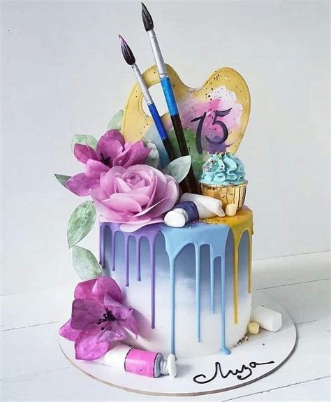 Kézzel festett virágos torta