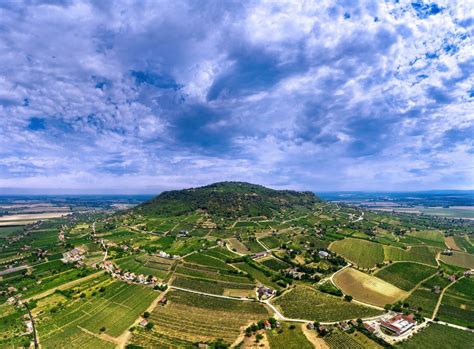 Somló hegy emblematikus tanúhegye