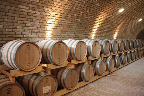 Az Apátsági Pincészet épülete