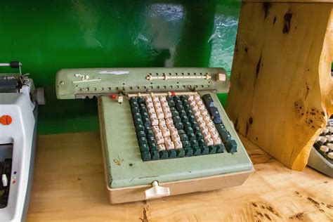 Női koktélruhák az 1950-es évekből