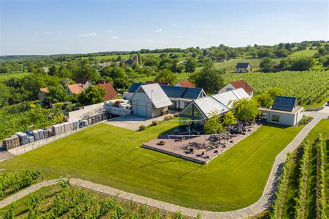 Etyeki Kúria birtok látképe