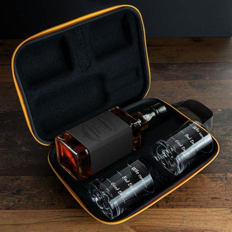 Elegáns whisky ajándékcsomagolás