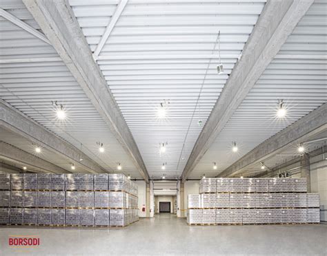 Borsodi Sörgyár logisztikai csarnok