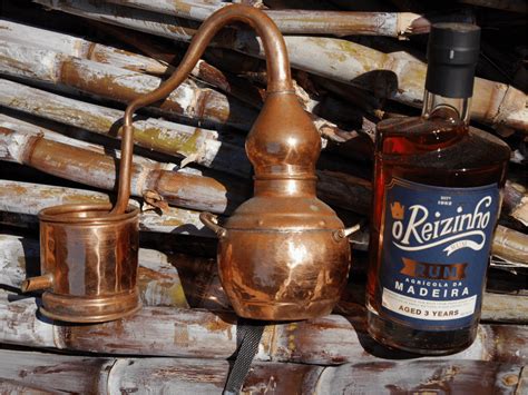 Kolumbiai rum lepárló