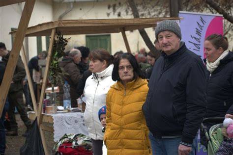 falusi közösségi események fotókollekció