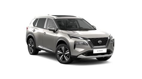 Nissan X-TRAIL pezsgő ezüst színben