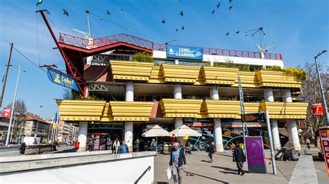 Lehel téri piac épülete