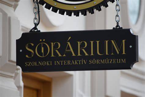 szolnok sörmúzeum steampunk kiállítás