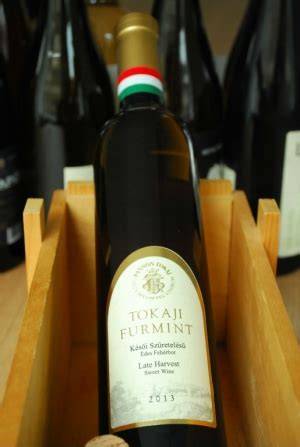 Tokaji Furmint késői szüret látvány