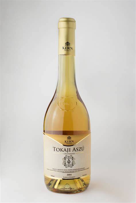 Tokaji furmint és aszú tájkép szőlőkkel