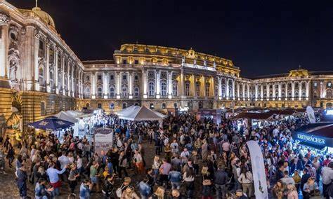 Budapest Borfesztivál panoráma a Budai Várból