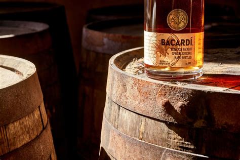 Infografika a Casa Bacardí történetéről