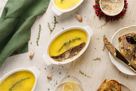 Kacsamájkrém rozmaringos brióssal és tokaji aszúval