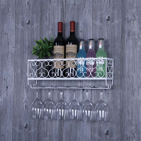 Borospoharak és borállvány