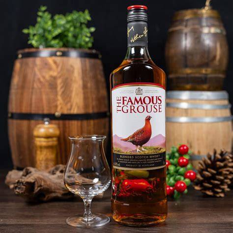 a Famous Grouse whisky aranysárga színe és karakter
