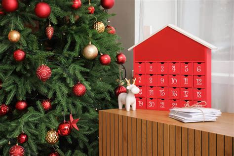 Adventi naptár kihelyezve az Aldi üzletében