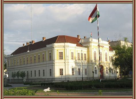 Hajdúnánási Városháza