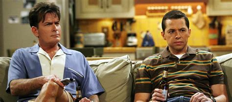 Charlie Sheen fiatalon, a Két pasi - meg egy kicsi című sorozat forgatásán