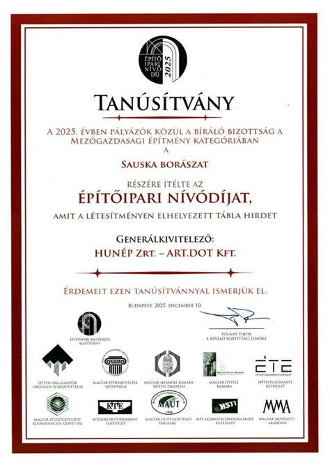 építészeti tálformájú szerkezet Sauska borászat