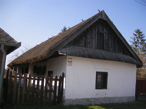 Csempeszkopácsi parasztház