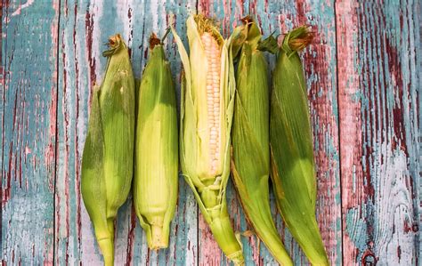 Frissen pattogtatott kukorica