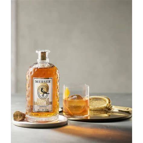 prémium rum svédországban (marketing és palack design)