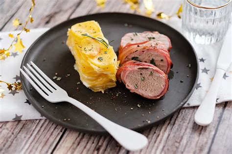 Sertésszűz érmék baconnel