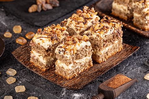 Francia diós krémes szelet