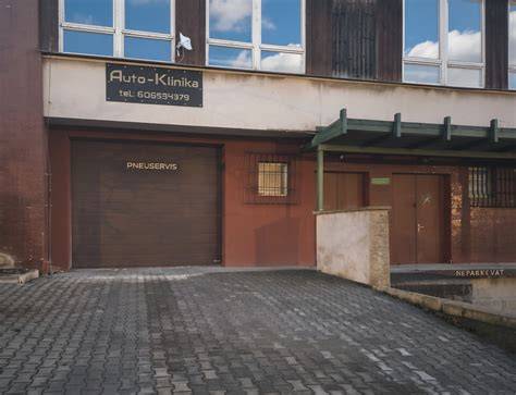 Klinika bor- és zenei kuckó